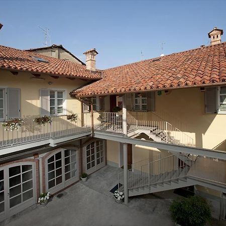 Albergo Badellino 布拉 外观 照片