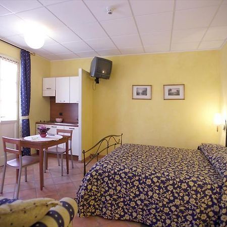 Albergo Badellino 布拉 外观 照片