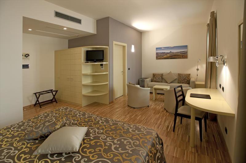 Albergo Badellino 布拉 外观 照片